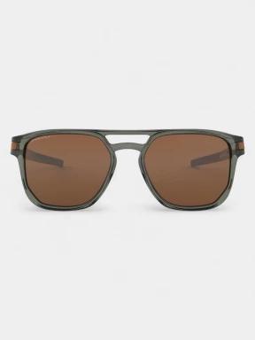 Oakley Latch Beta napszemüveg oliva színben 3
