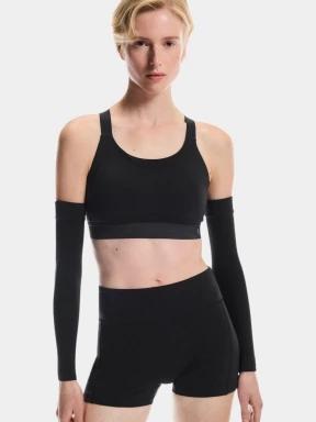 ON Performance Bra női sportmelltartó fekete színben 1