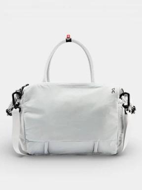 ON Track Pack 35L Lite sporttáska fehér színben 3