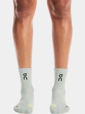 ON Performance Run Sock Mid sportzokni világoszöld színben 1
