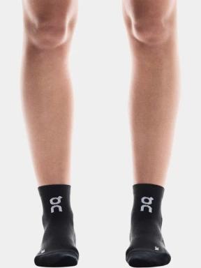 ON Core Run Sock Mid 2P sportzokni fekete színben 1