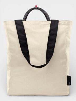 ON Tote Pack 25L válltáska homok színben 1