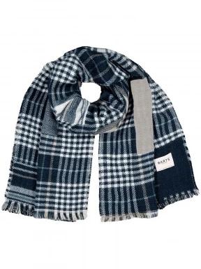 Castanea Scarf