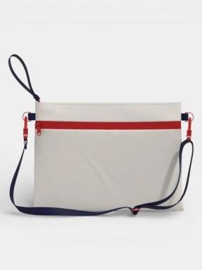 Cabin Zero Classic Sacoche válltáska fehér színben 3