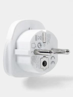 Lifemarque European Travel Adaptor átalakító fehér színben 3
