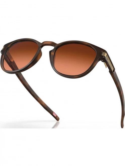 Oakley Latch napszemüveg barna színben 5