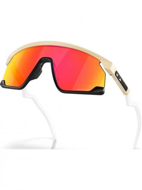 Oakley Bxtr napszemüveg homok színben 5