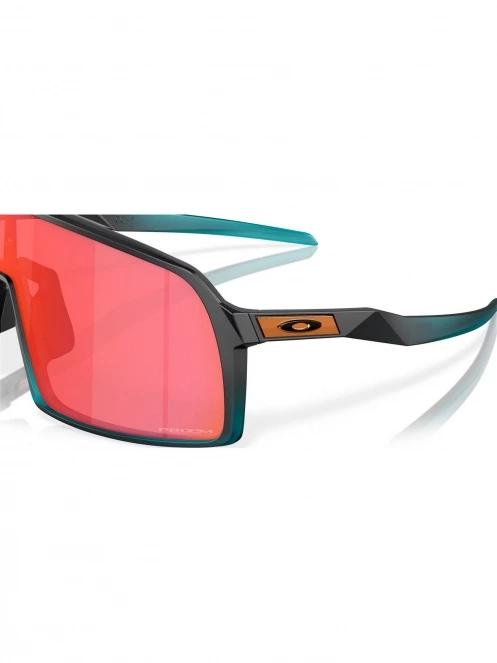 Oakley Sutro napszemüveg szürke színben 7