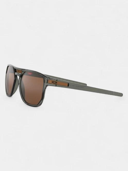 Oakley Latch Beta napszemüveg oliva színben 2