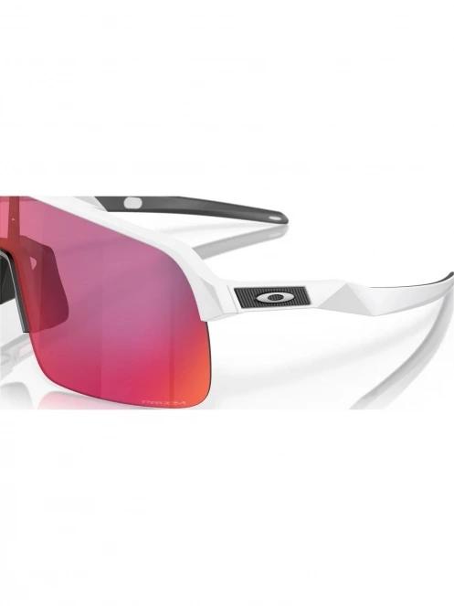Oakley Sutro Lite napszemüveg fehér színben 7