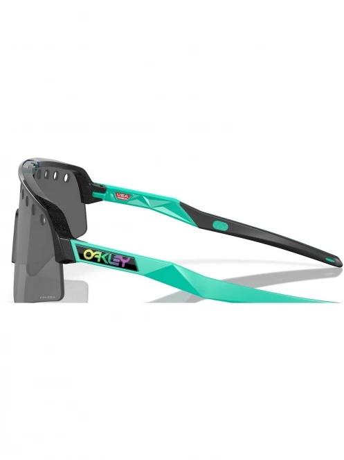 Oakley Sutro Lite Sweep napszemüveg világoskék színben 4