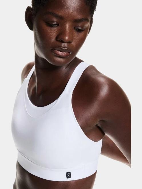 ON Performance Bra női sportmelltartó fehér színben 5