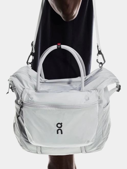ON Track Pack 35L Lite sporttáska fehér színben 6