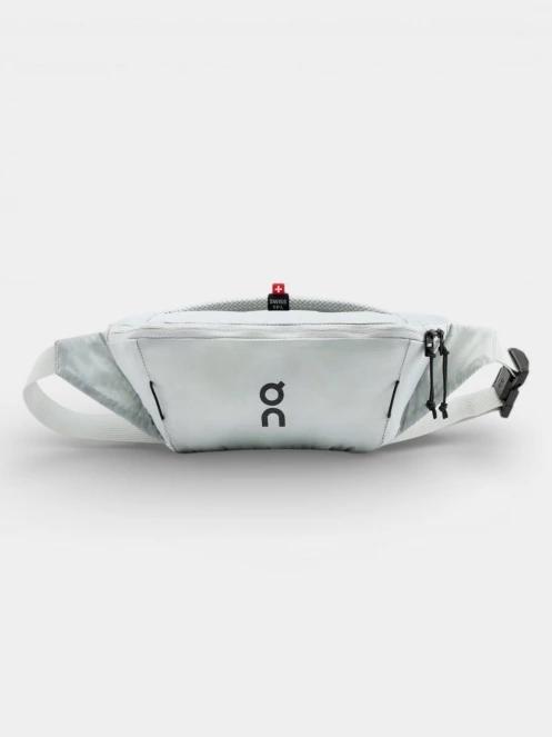 ON Waist Pack 2L Lite övtáska fehér színben 2