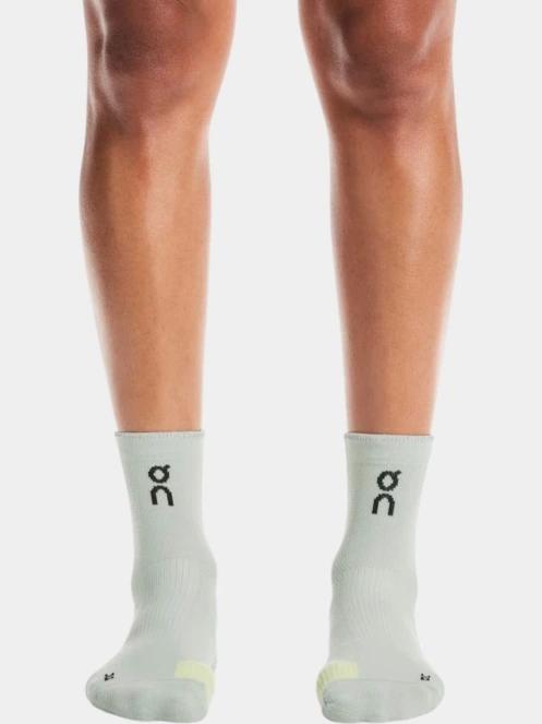 ON Performance Run Sock Mid sportzokni világoszöld színben 2
