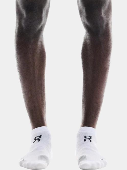 ON Performance Run Sock Low sportzokni fehér színben 2