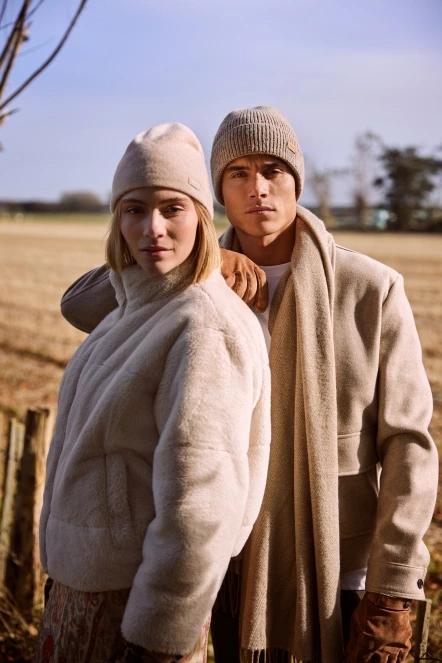 Barts Olafs Beanie férfi sapka homok színben 4