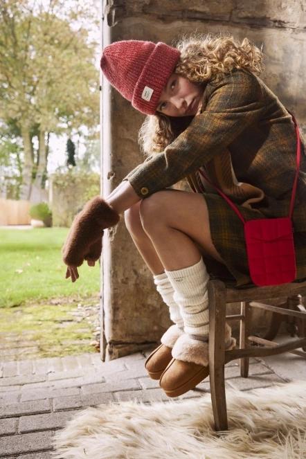 Barts Owlet Beanie női sapka piros színben 3