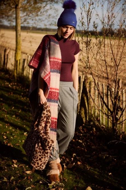 Barts Kenzie Beanie női bojtos sapka kék színben 3