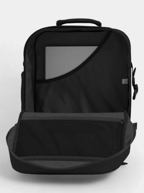 Cabin Zero Classic 44L hátizsák fekete színben 7