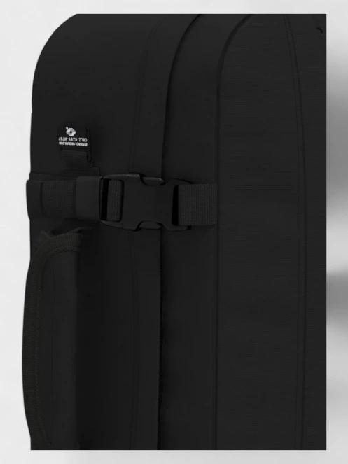 Cabin Zero Classic 44L hátizsák fekete színben 8