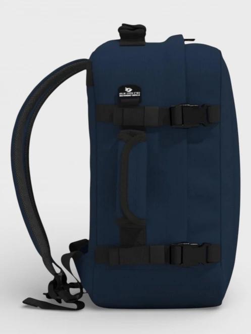 Cabin Zero CLASSIC 28L hátizsák sötétkék színben 4