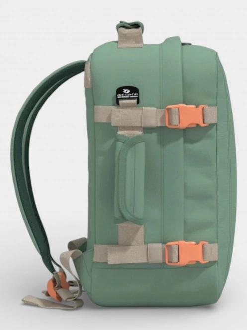Cabin Zero CLASSIC 28L hátizsák világoszöld színben 4