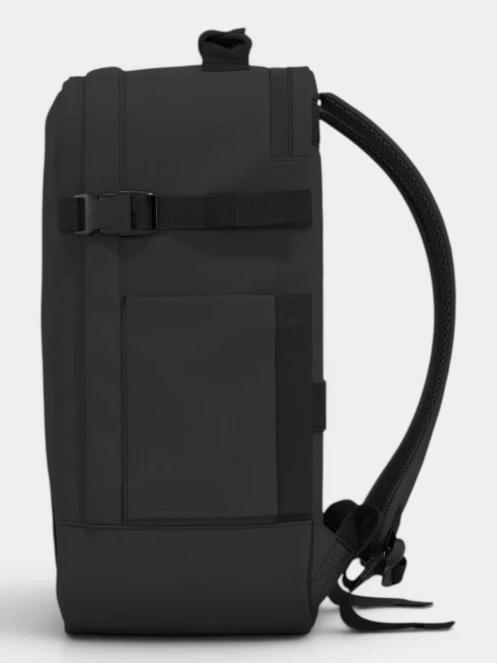 Cabin Zero CLASSIC TECH 36L hátizsák fekete színben 5