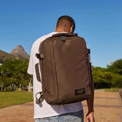 Cabin Zero CLASSIC TECH 36L hátizsák barna színben 11