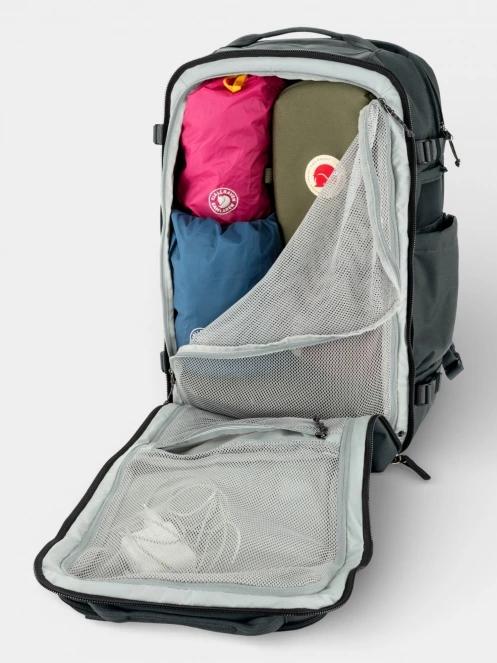 Fjallraven Färden Carry-On Pack utazó hátizsák szürke színben 6