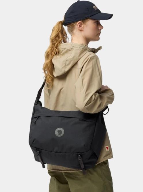 Fjallraven Färden Crossbody oldaltáska szürke színben 9