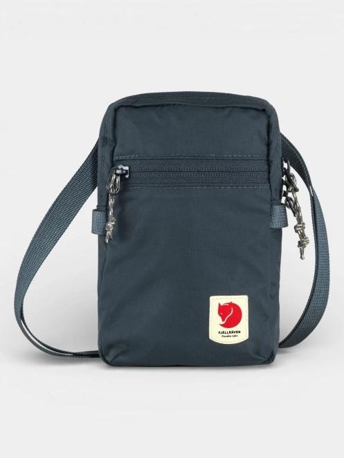 Fjallraven High Coast Pocket oldaltáska sötétkék színben 2