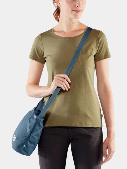 Fjallraven Vardag Crossbody válltáska kék színben 5