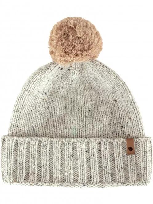 Fjallraven Övik Pom Hat bojtos sapka fehér színben 2