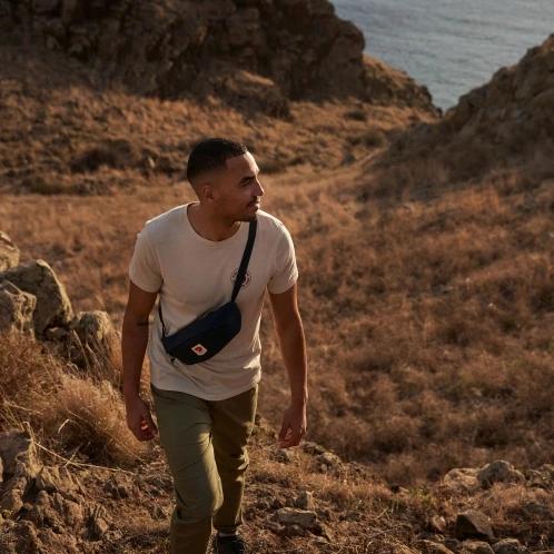 Fjallraven Vardag Trousers M férfi túranadrág oliva színben 8