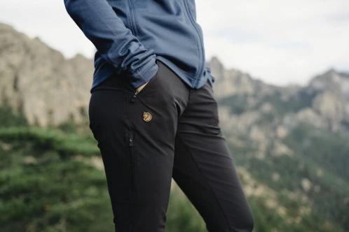 Fjallraven Abisko Trail Stretch Trousers W női túranadrág sötétkék színben 5