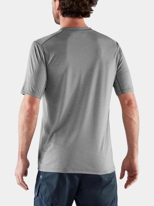 Fjallraven Abisko Day Hike SS M férfi rövid ujjú sport póló szürke színben 4