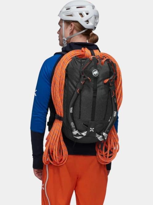 Mammut Trion 28 túrahátizsák fekete színben 7