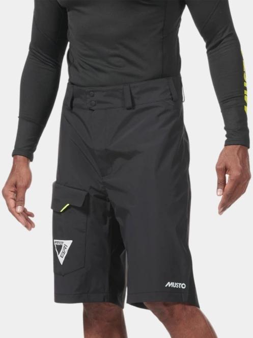 Musto Br1 Solent Short férfi vitorlás rövidnadrág fekete színben 2
