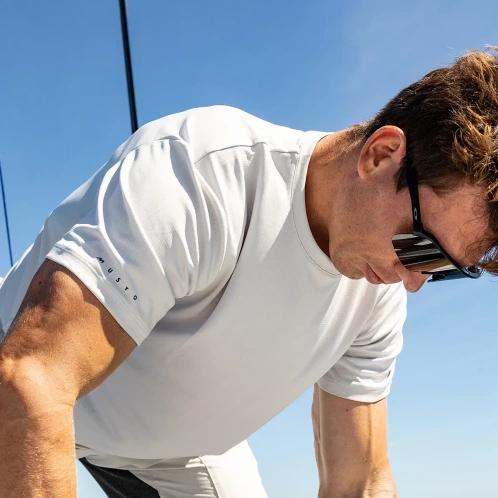 Musto M Evo Crew Sunblock férfi rövid ujjú sport póló szürke színben 4