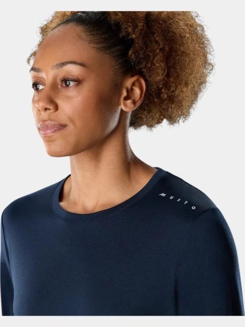 Musto W Evo Crew Sunblock Ls Tee női hosszú ujjú sport póló sötétkék színben 6