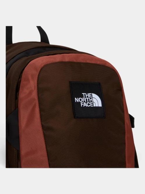 The North Face Hot Shot Se hátizsák barna színben 6