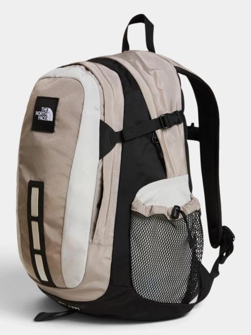The North Face Hot Shot Se hátizsák homok színben 4
