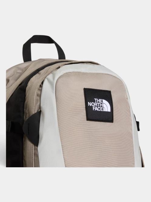 The North Face Hot Shot Se hátizsák homok színben 6