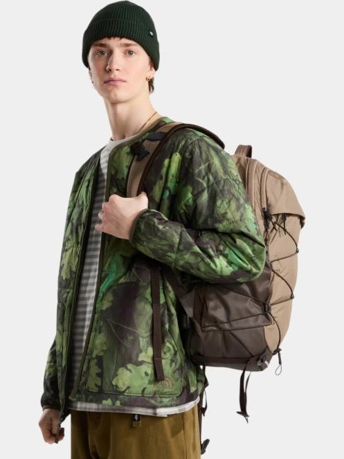 The North Face Borealis hátizsák barna színben 7