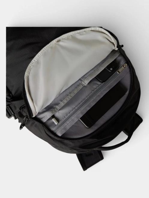 The North Face Router hátizsák fekete színben 5