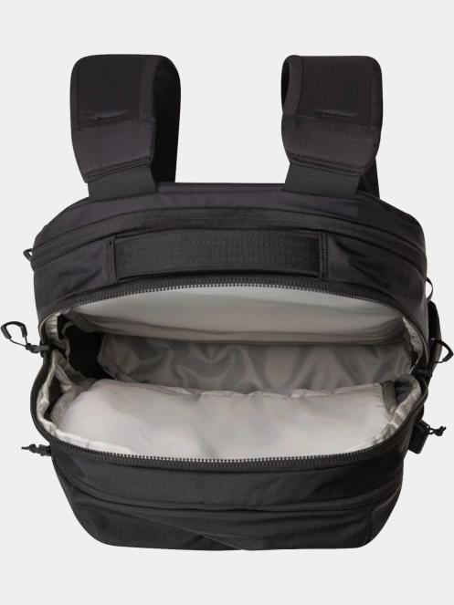 The North Face Surge hátizsák fekete színben 5
