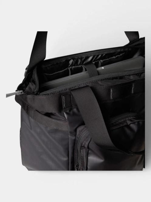 The North Face Base Camp Voyager Tote válltáska fekete színben 5