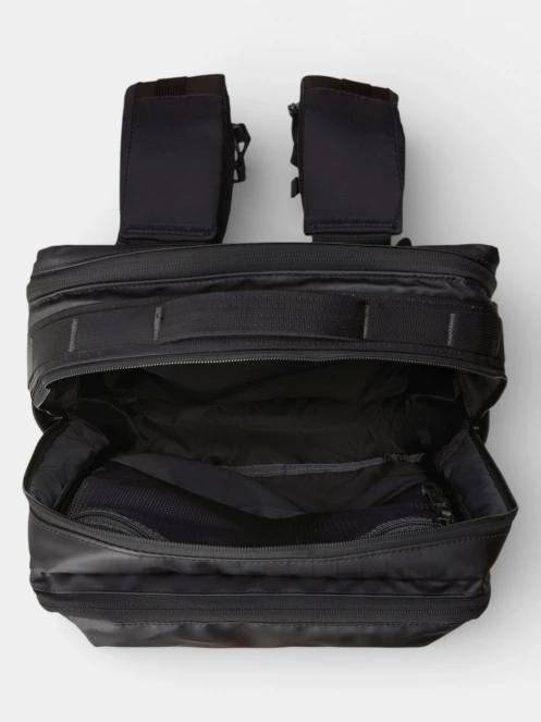 The North Face Base Camp Voyager Daypack hátizsák fekete színben 4