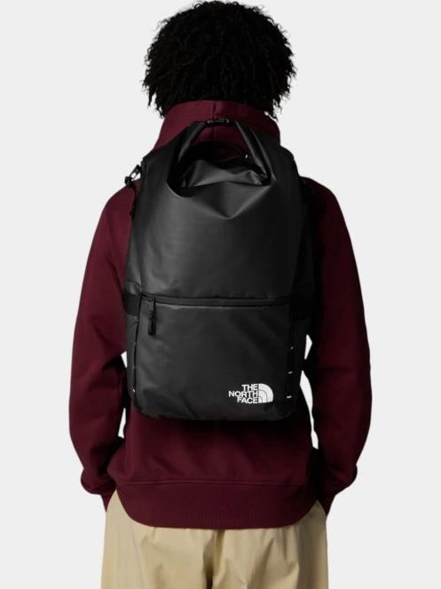 The North Face Base Camp Voyager Rolltop hátizsák fekete színben 8